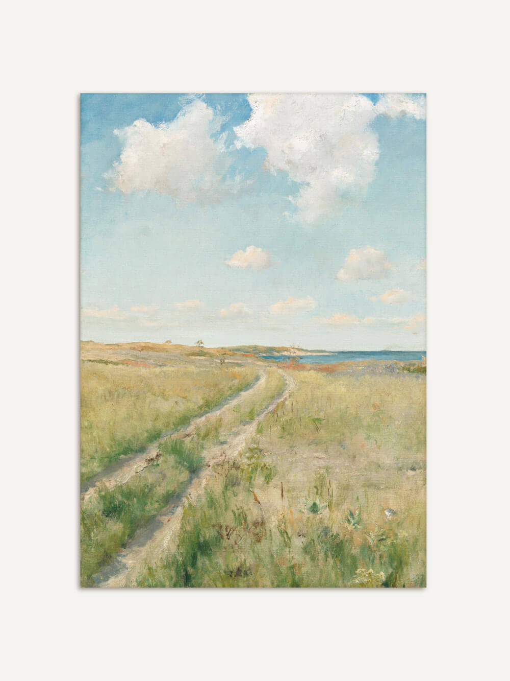 Vintage-Kunstdruck einer sonnigen Küstenlandschaft mit einem grasbewachsenen Pfad, der zum Meer führt, unter einem klaren blauen Himmel mit weißen Wolken. Das Bild vermittelt eine ruhige, sommerliche Atmosphäre.