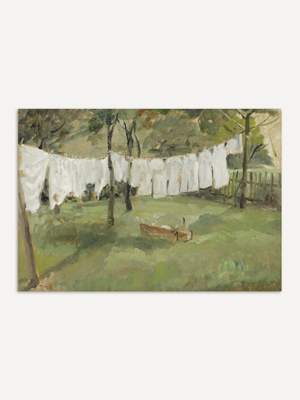 Vintage-Kunstdruck von Johann Sperl aus dem Jahr 1905, der eine idyllische Szene mit einer Wäscheleine und weißen Laken im Garten, umgeben von Bäumen und grünen Wiesen.